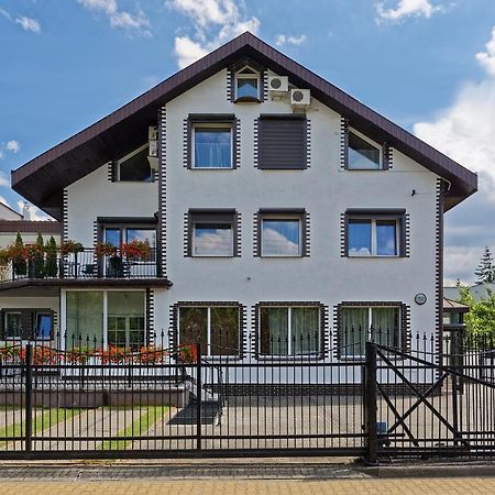 ポズナン Pensjon Polska Bed & Breakfast エクステリア 写真